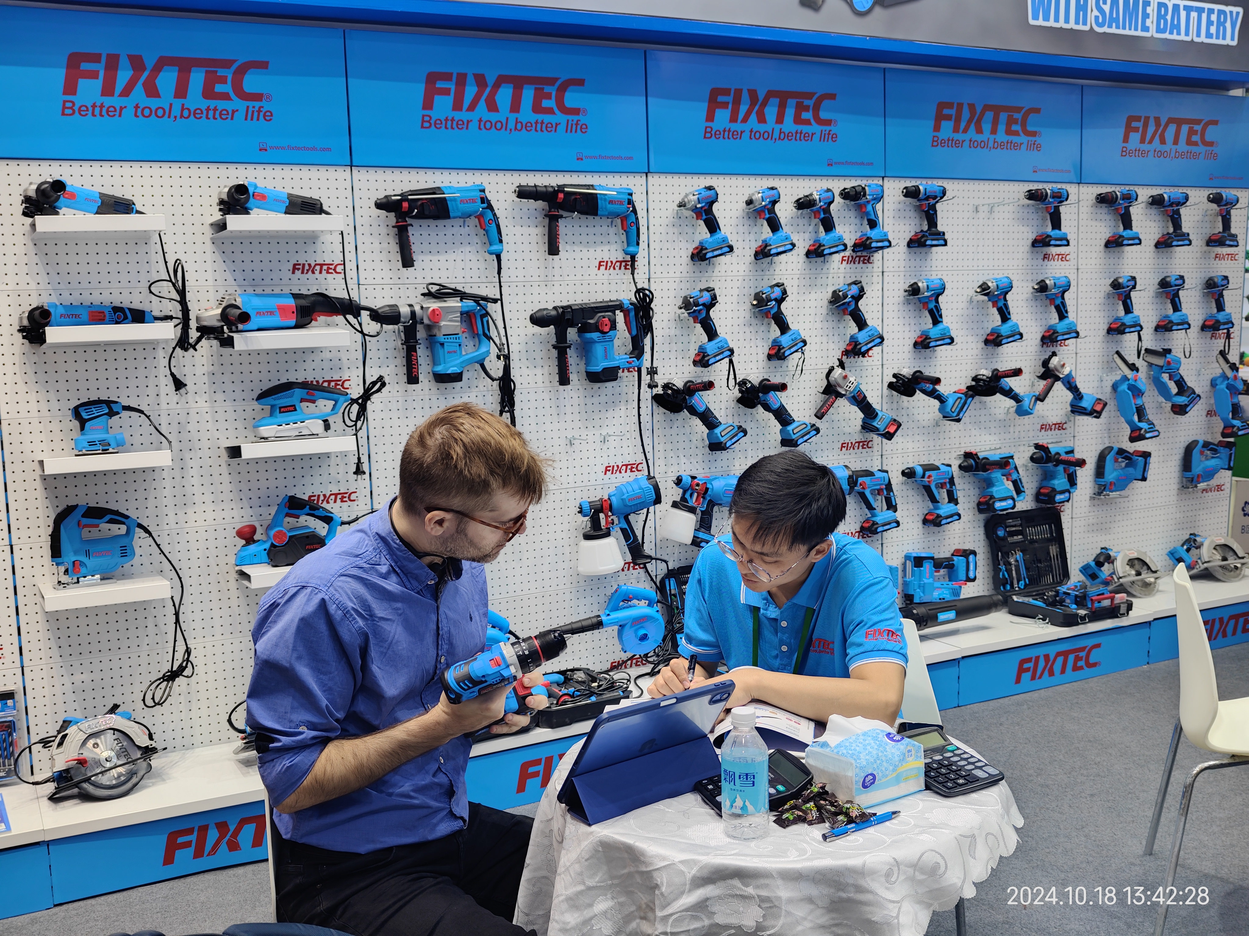 Elektrowerkzeuge, Handwerkzeuge